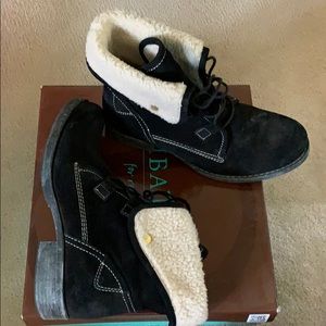 Like new black cow suede boots